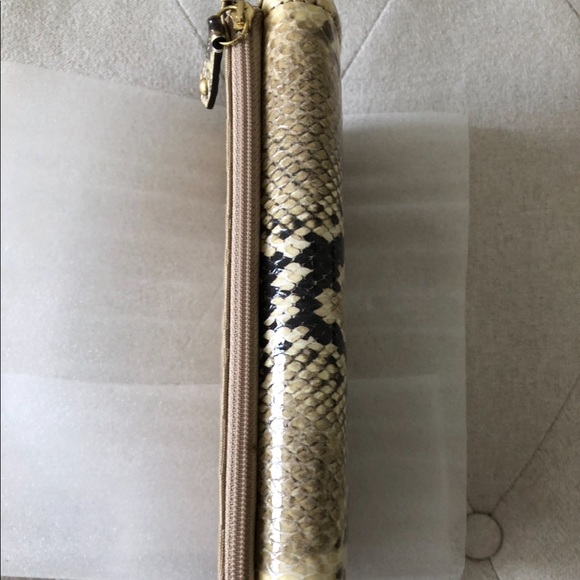 BRAND NEW! NEVER BEEN USED! Coach Reserve Wallet - Picture 6 of 13